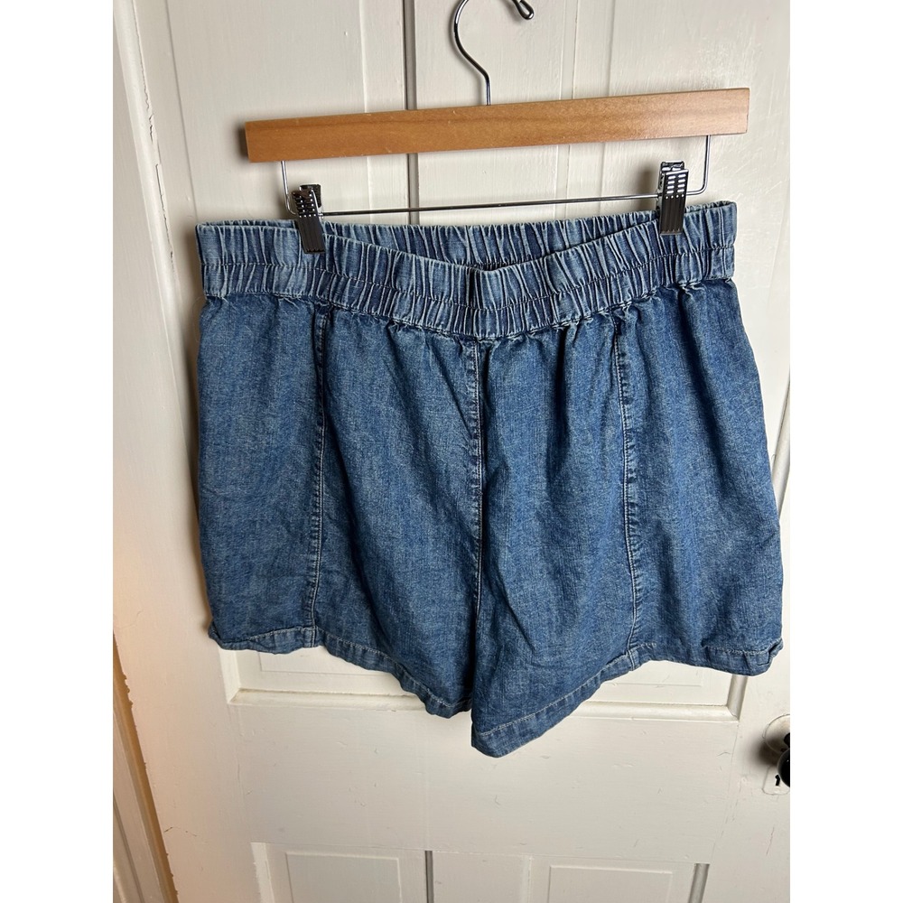 We The Free Free People Get Free Pull On Denim Shorts Blue Smocked Waist Large - Picture 3 of 6